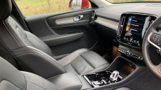 Volvo Xc40 2.0 B4P Inscription Pro 5dr Auto Petrol Estate